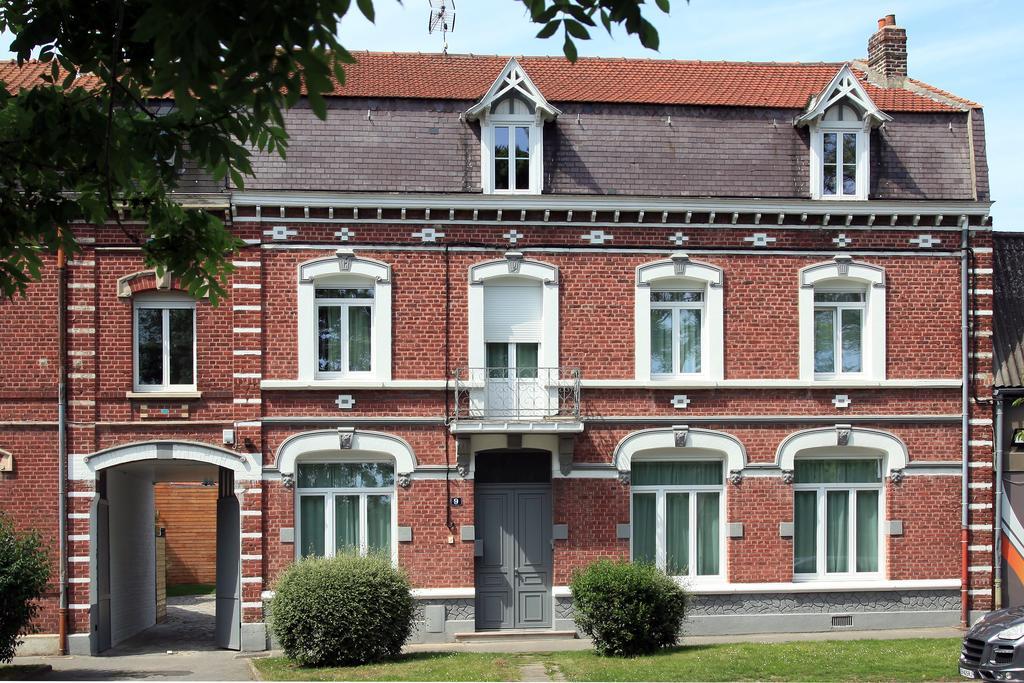 Le 1880, Avec Place De Parking Privee Securisee Cambrai Exterior photo